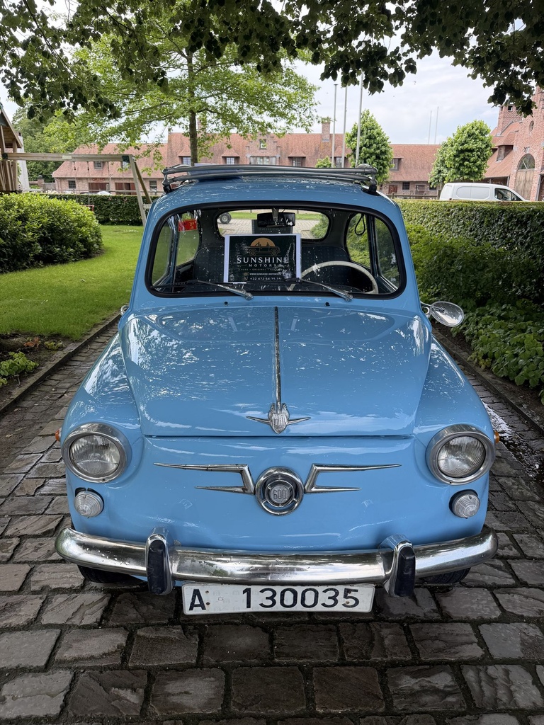 Seat 600 D 1969 49.000 km met suicide doors, volledig gerestaureerd!