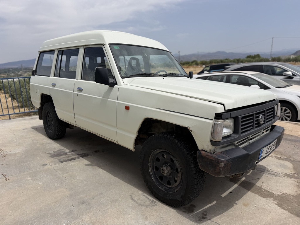Nissan Patrol 2.8D 1996 270 000 km 9-zits roestvrij chassis!